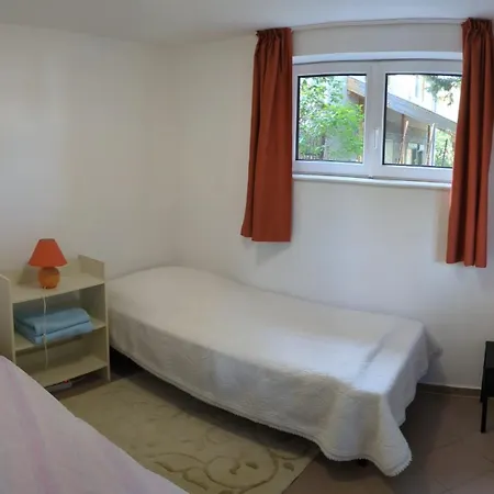 Little Bear Apartment *